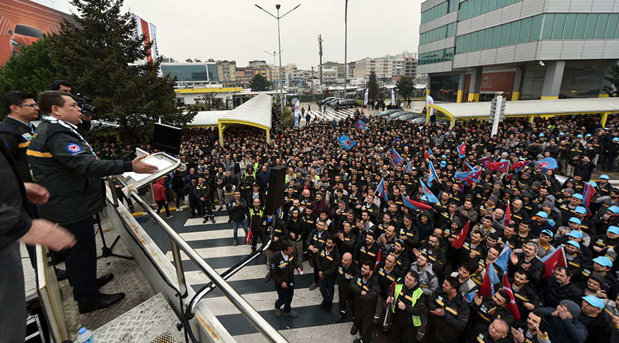 OYAK RENAULT’TA TÜRK METAL COŞKUSU!