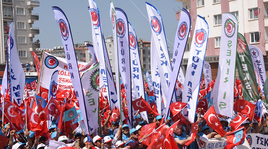 TÜRK-İŞ 1 MAYIS’I HATAY’DA KUTLADI!