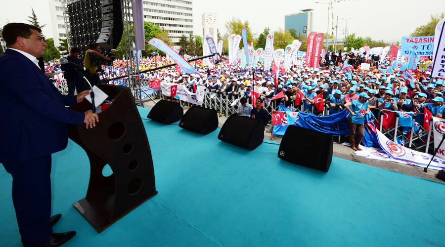 TÜRK-İŞ 1 MAYIS’I ANKARA DA KUTLADI